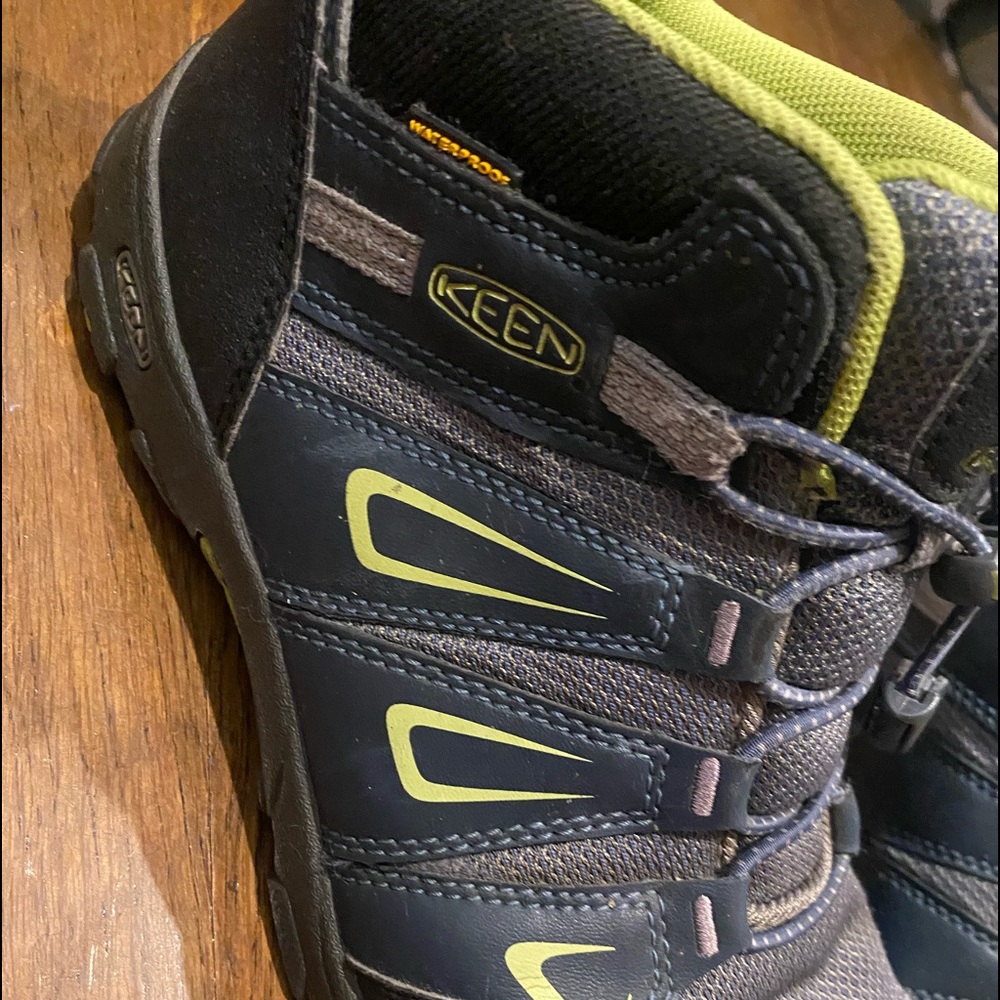 Keen Oakridge Hiking Boots